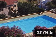 Studio PISCINE MER ET MONTAGNE VUE SUR CALVI