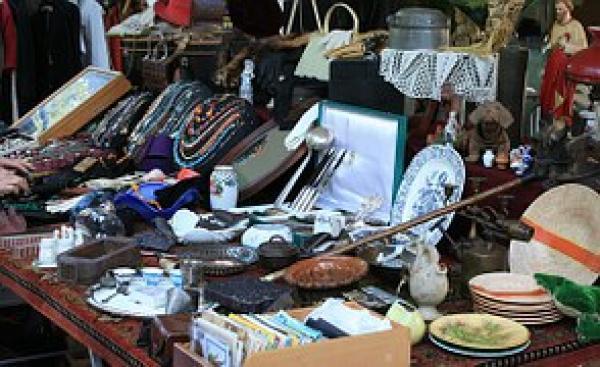 Brocante et vide-greniers à Bonneuil-Matours