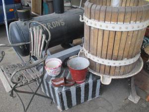 Brocante et Vide-Greniers (Lorette)