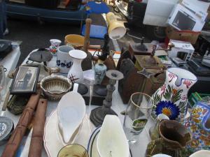 VIDE grenier MARCHÉ AUX PUCES à Aubagne