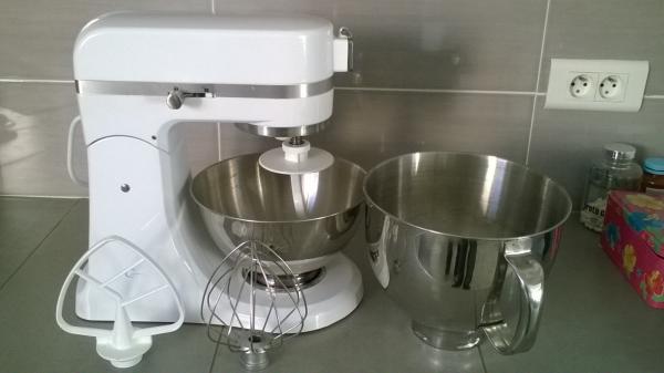 Robot batteur patissier