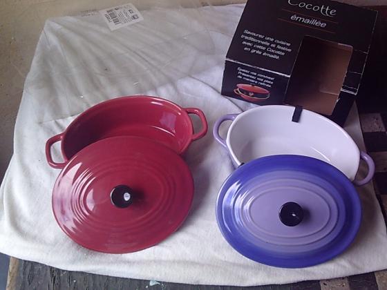 Mini-cocottes - neuves - à 4 €