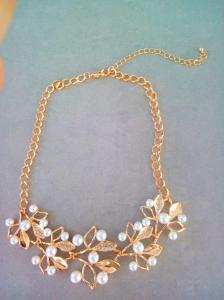 Magnifique collier fantaisie