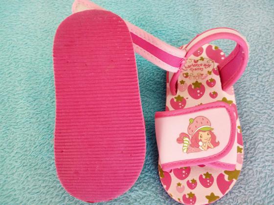 Sandales fille Charlotte aux Fraises