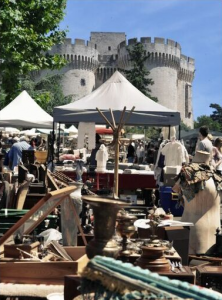 Brocante Professionnelle de Villeneuve-lès-Avignon