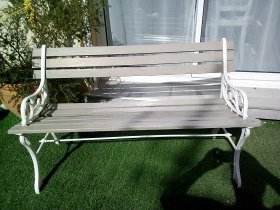 Banc de jardin fonte