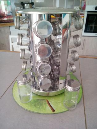 Etagère à épices rotative