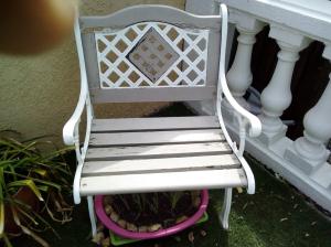 Petit banc en bois et fonte