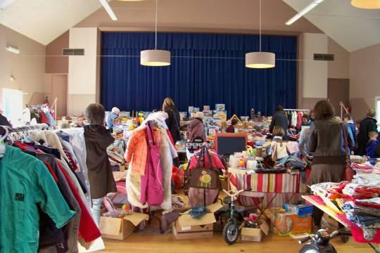 Puces aux jouets puériculture - Messia-sur-Sorne
