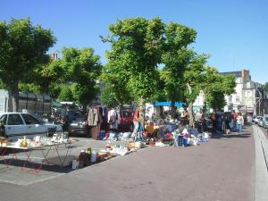 Brocante, Vide grenier - Guéret