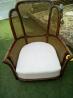 Fauteuil de style colonial en rotin