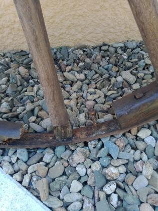 2 roues de charrettes en bois
