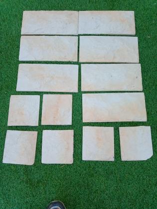 7 Pierres de parement