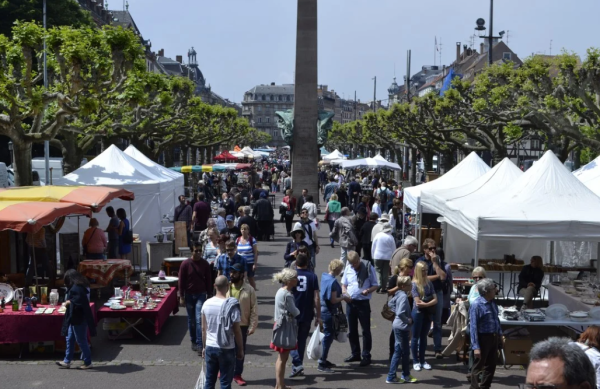 Marché européen de la brocante et du design du Broglie - Strasbourg