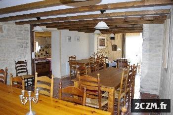 Bourgogne grand gite de groupe avec salles de fête pour 45 pers