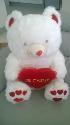 Ours blanc neuf