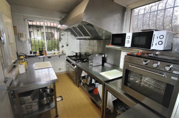 RESTAURANT CLE EN MAIN 120m2 + Terrasse - VAR Situé à MONTAUROUX - 83 Visiteurs: 3077