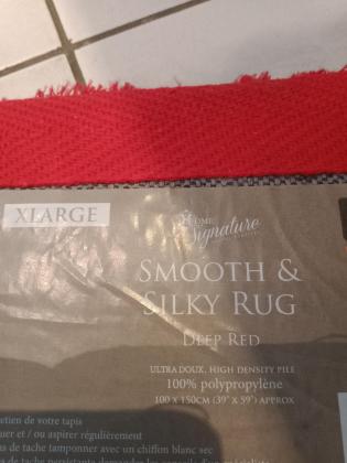 Joli Tapis rouge