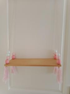 Etagère à suspendre