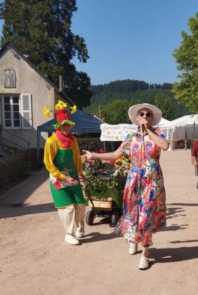 Fête de la Roseraie des villages de France - La Celle-en-Morvan