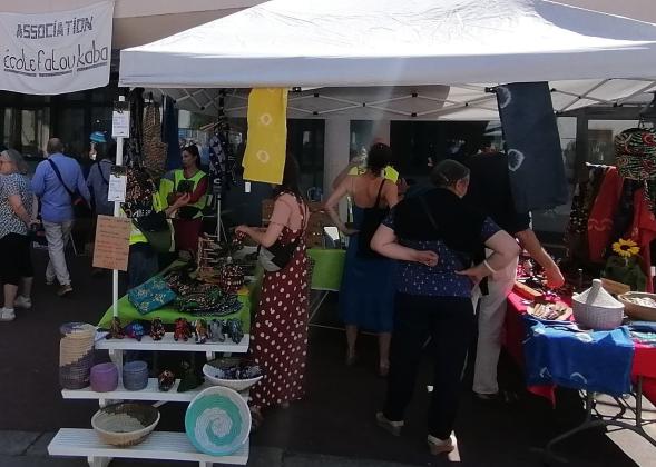 24e Grand vide-greniers rues Pixérécourt et de Belleville (75020)