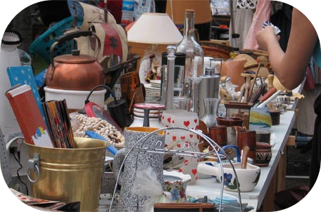 Brocante, Vide-greniers - Pont-d’Héry