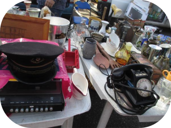 Brocante, Vide-greniers - Vendeuil