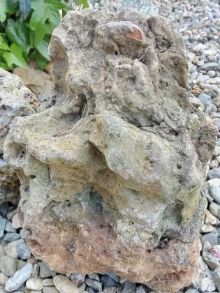 4 gros cailloux du Larzac