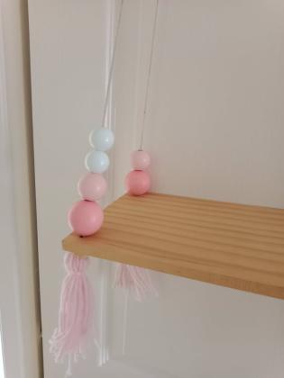 Etagère à suspendre pour chambre d'enfant