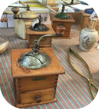 Brocante, Vide-greniers - Bobital