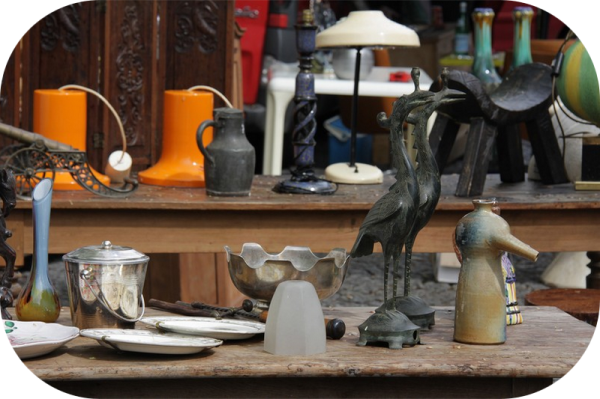 Brocante, Vide-greniers - Lusignan