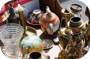 Brocante, Vide-greniers - Plivot